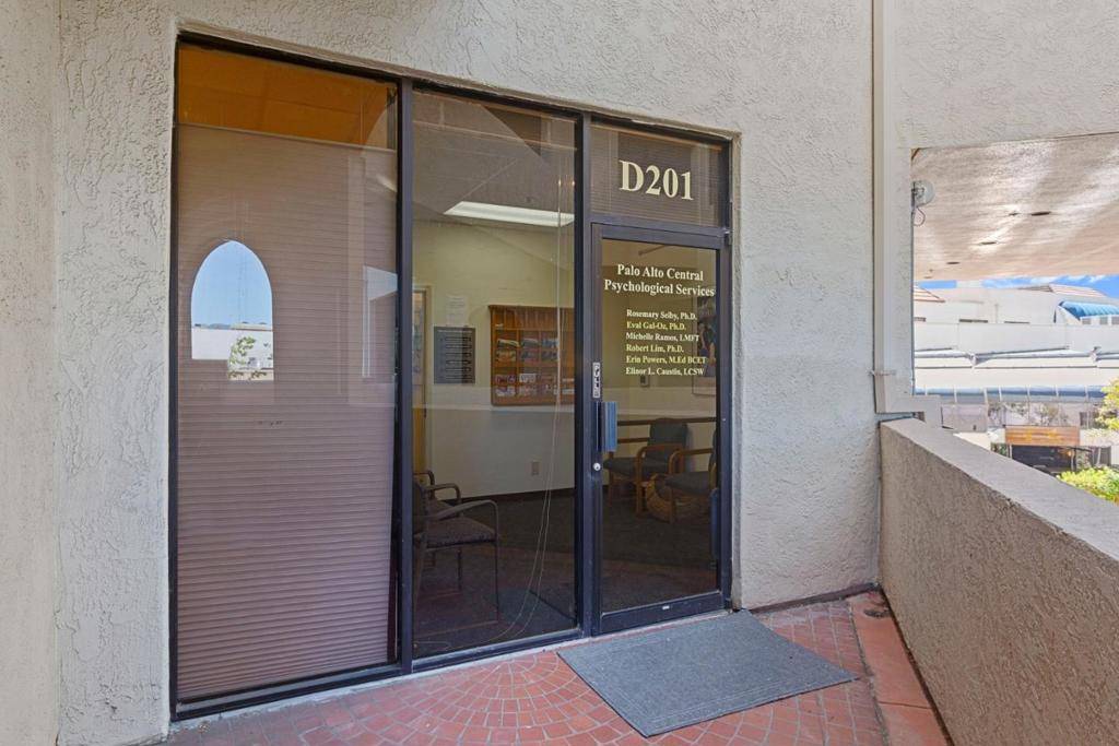 Palo Alto, CA 94306,117 California AVE #D201