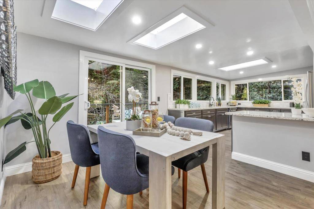 Boulder Creek, CA 95006,560 River DR