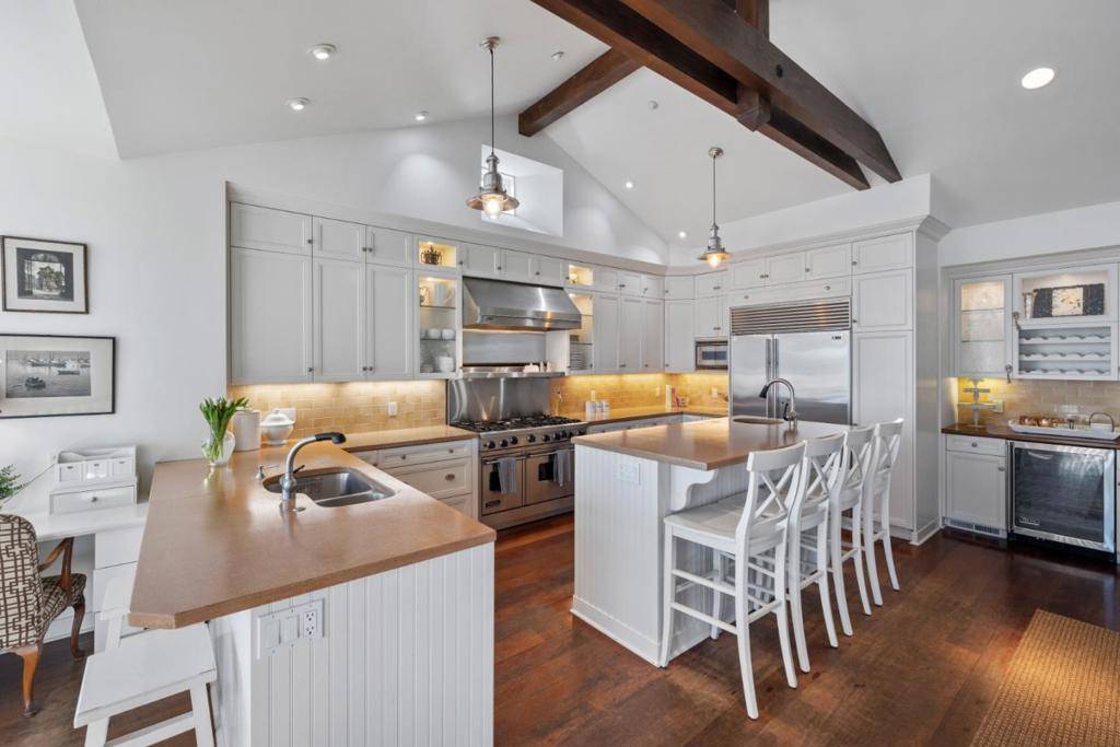 Santa Cruz, CA 95062,4525 Opal Cliff DR