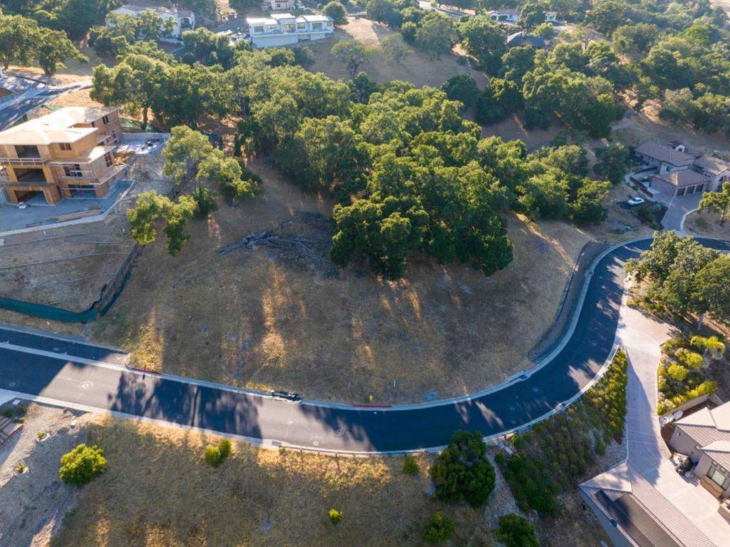 Gilroy, CA 95020,9045 Tea Tree WAY