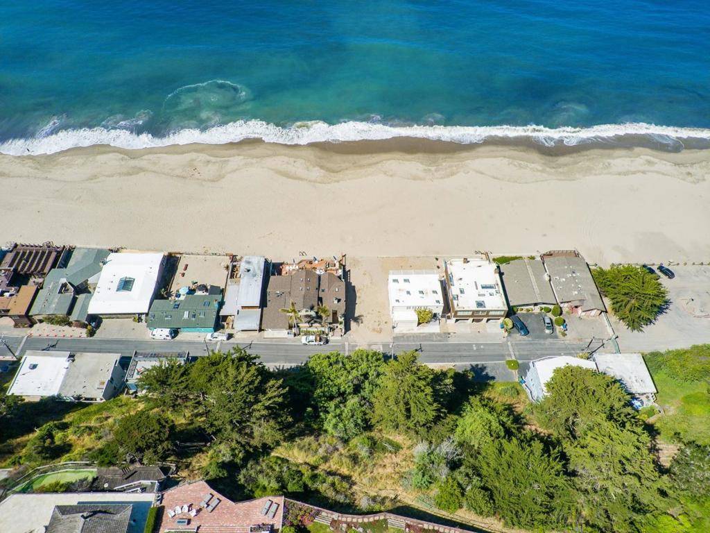 Aptos, CA 95003,534 Beach DR