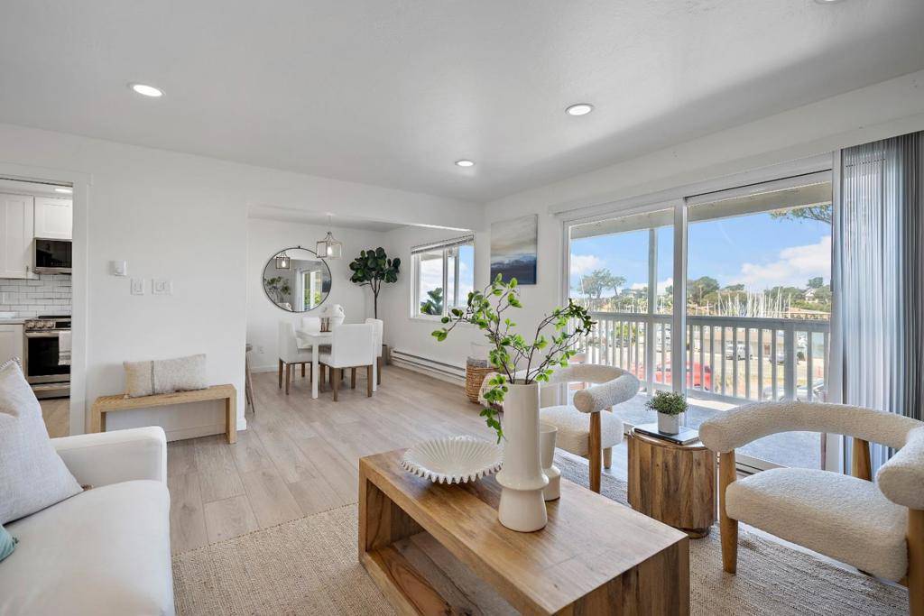 Santa Cruz, CA 95062,260 Lake AVE #1