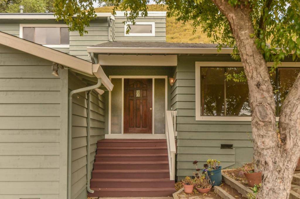 Morgan Hill, CA 95037,15223 Perry LN