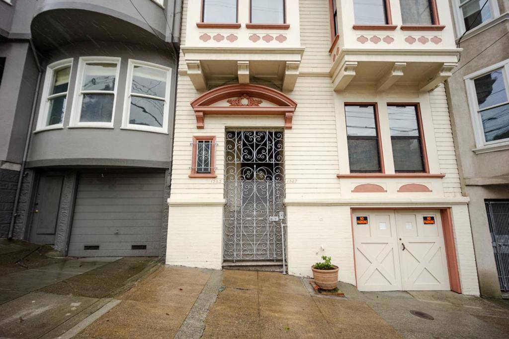 San Francisco, CA 94109,13251327 Vallejo ST