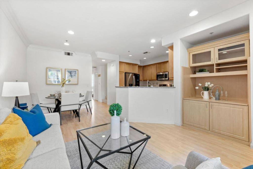 789 Parc LN Milpitas, CA 95035