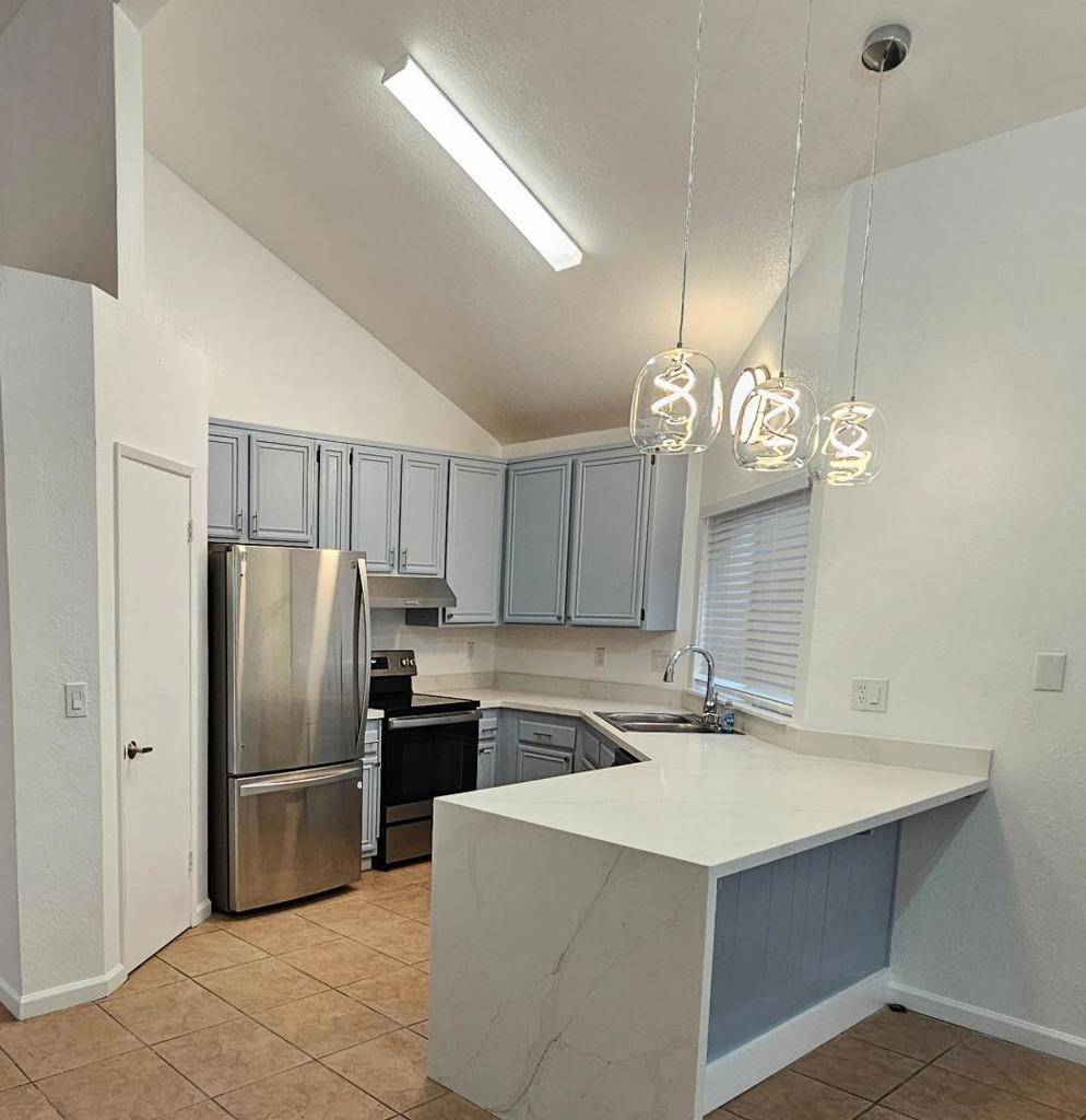 Pittsburg, CA 94565,3708 Arlington CIR