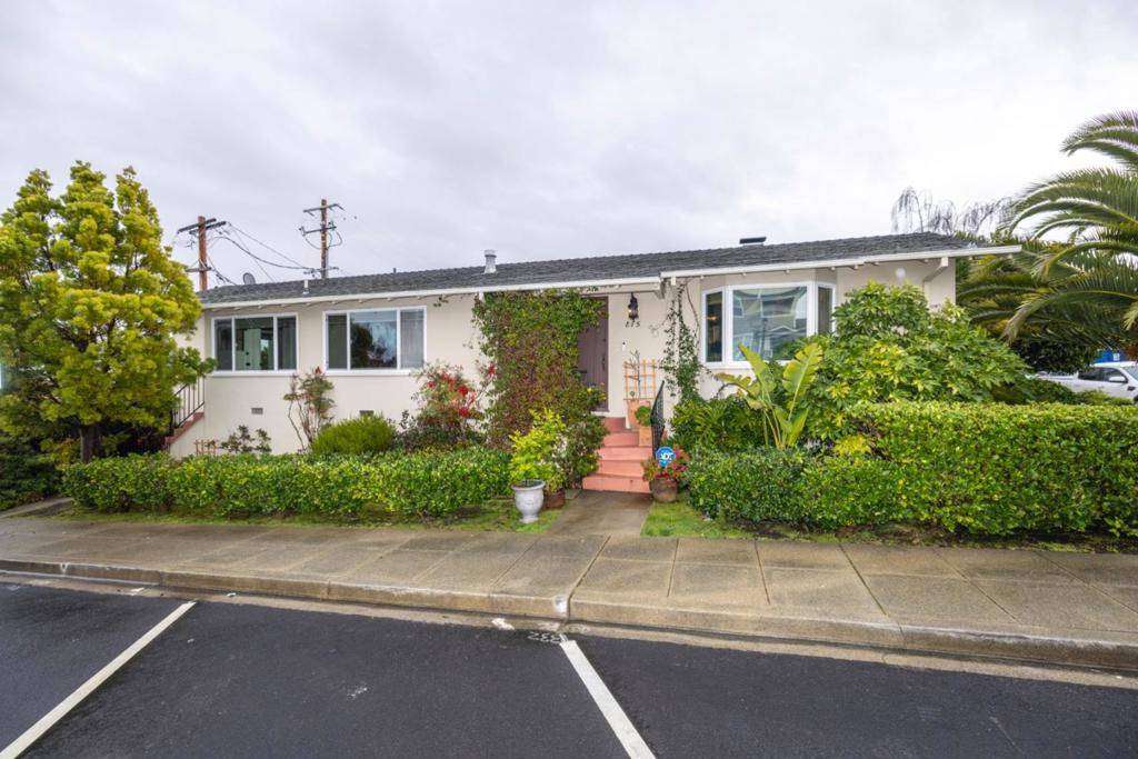 Belmont, CA 94002,875 Broadway