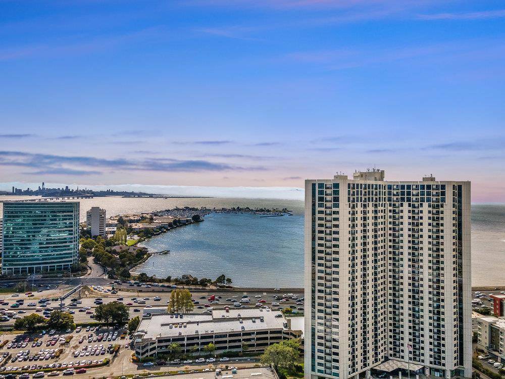 Emeryville, CA 94608,6363 Christie AVE #2417
