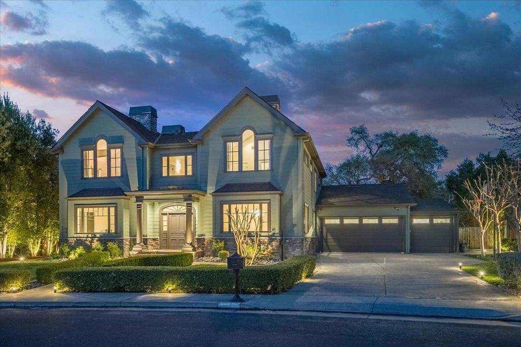 Los Gatos, CA 95032,107 Kennedy CT