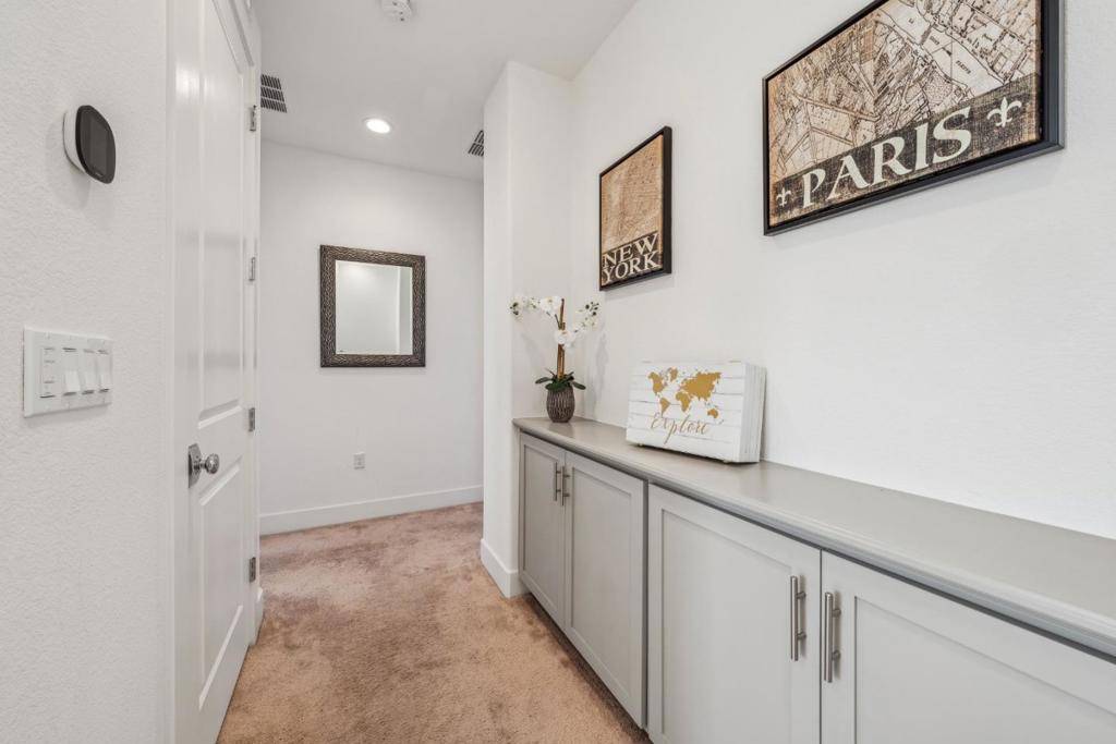 Castro Valley, CA 94546,2709 Delaney CT