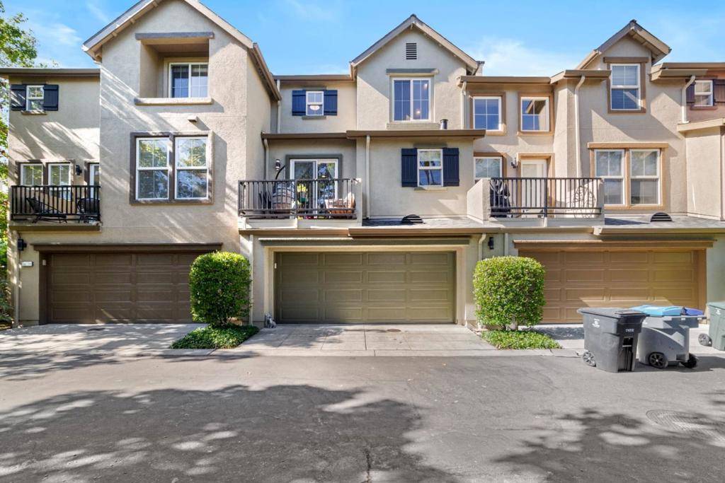 Mountain View, CA 94040,70 Towne CIR