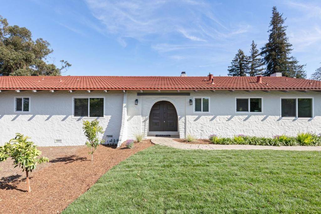 Los Altos Hills, CA 94022,26011 Todd LN