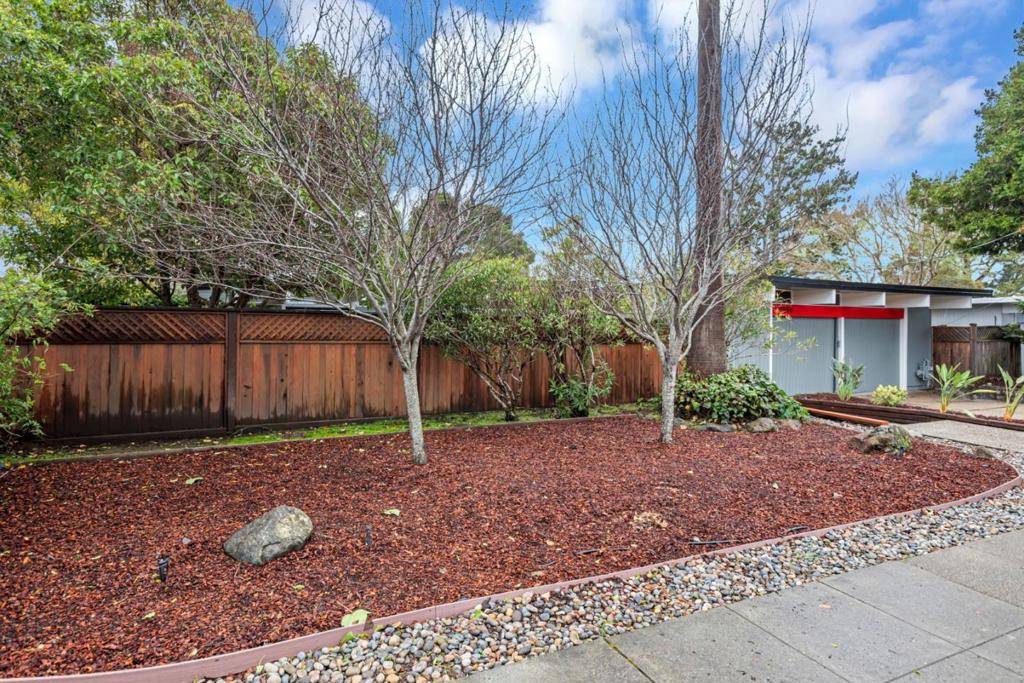 San Mateo, CA 94402,1990 Lexington AVE