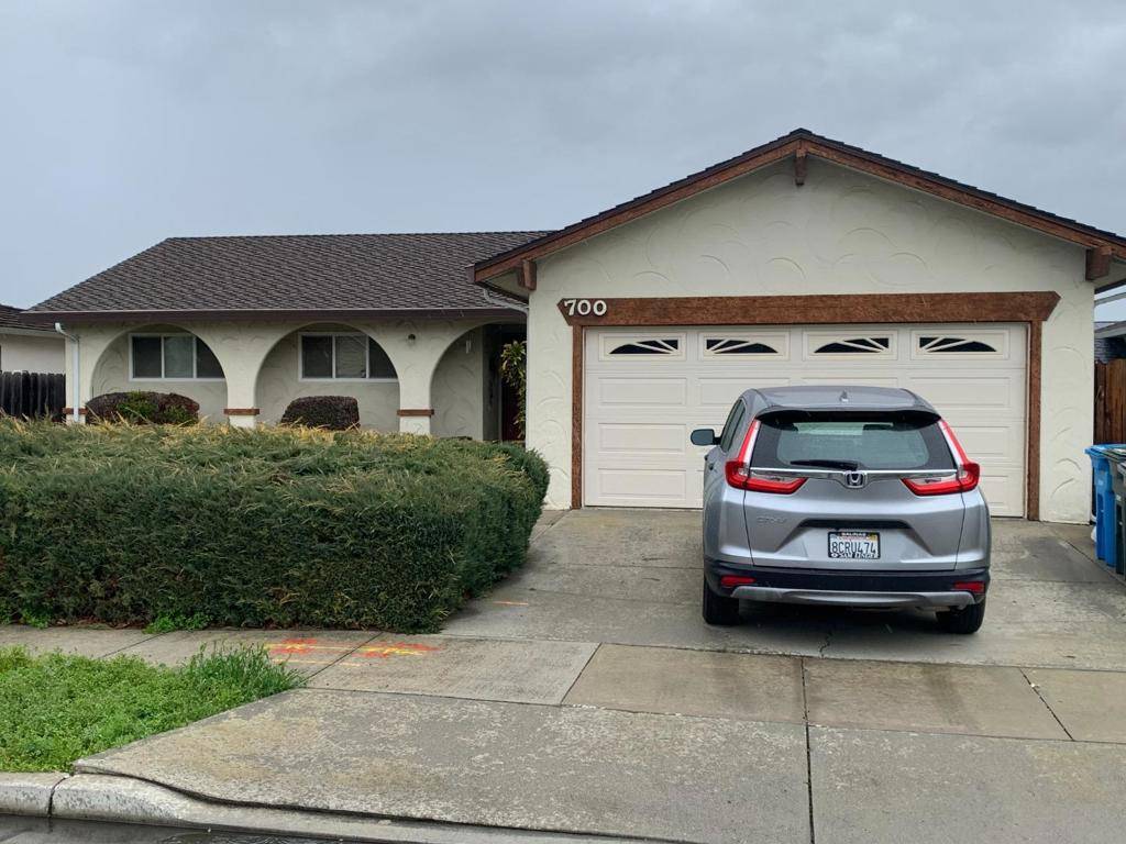 Hollister, CA 95023,700 C ST