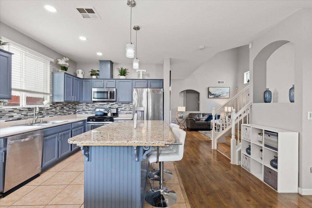 Stockton, CA 95206,632 Queensland CIR