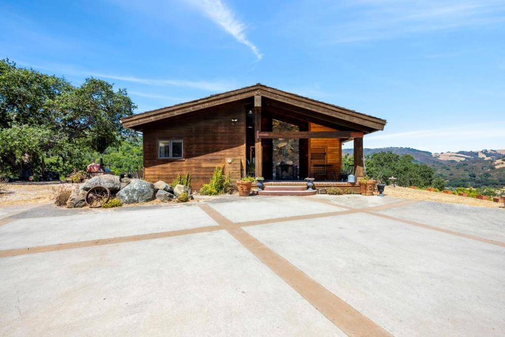 Morgan Hill, CA 95037,5096 Fallen Oak DR