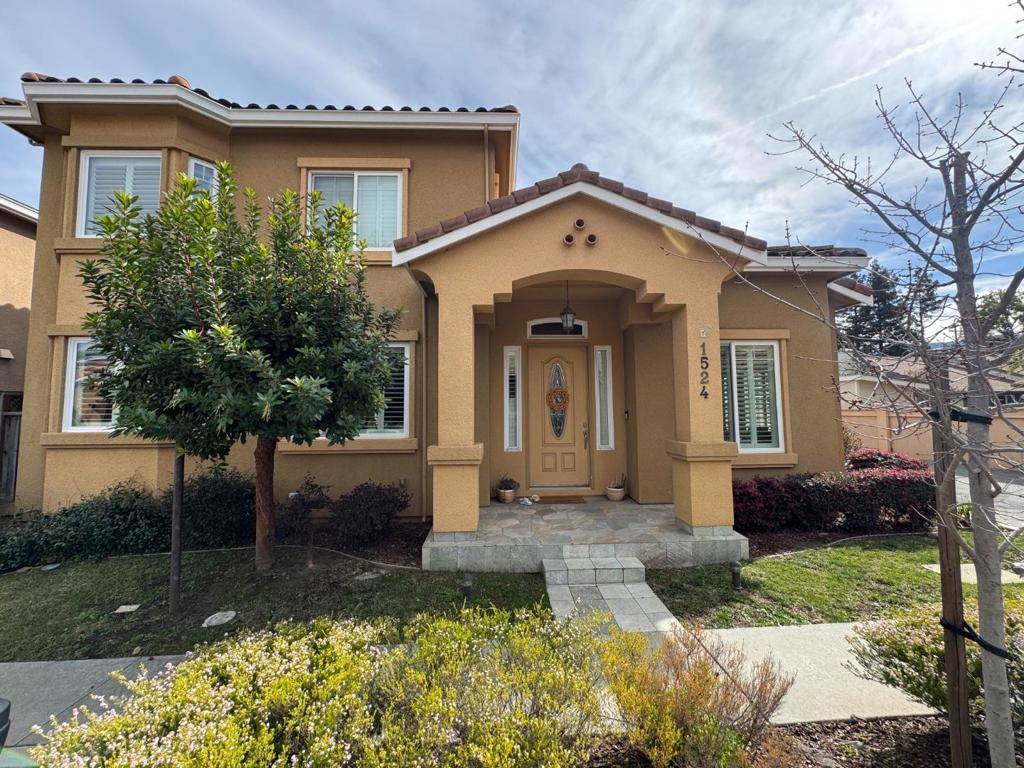San Jose, CA 95118,1524 Dentona PL