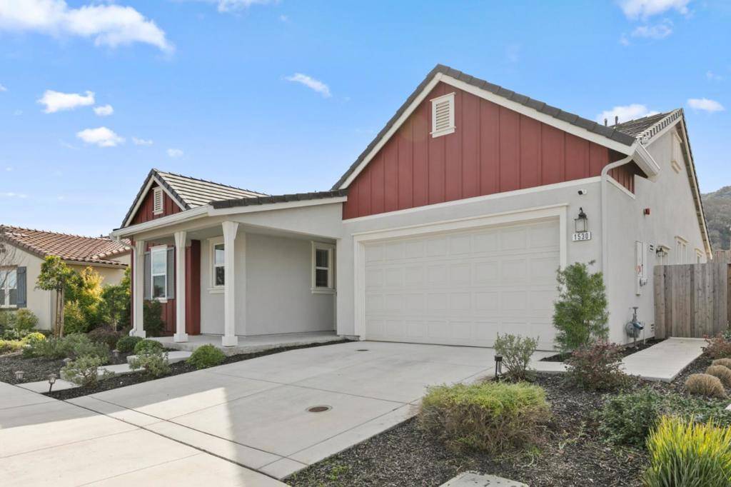 Gilroy, CA 95020,1530 Sawana WAY