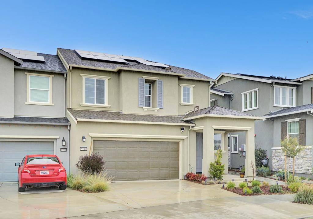 Tracy, CA 95377,5938 Lenin Priego ST