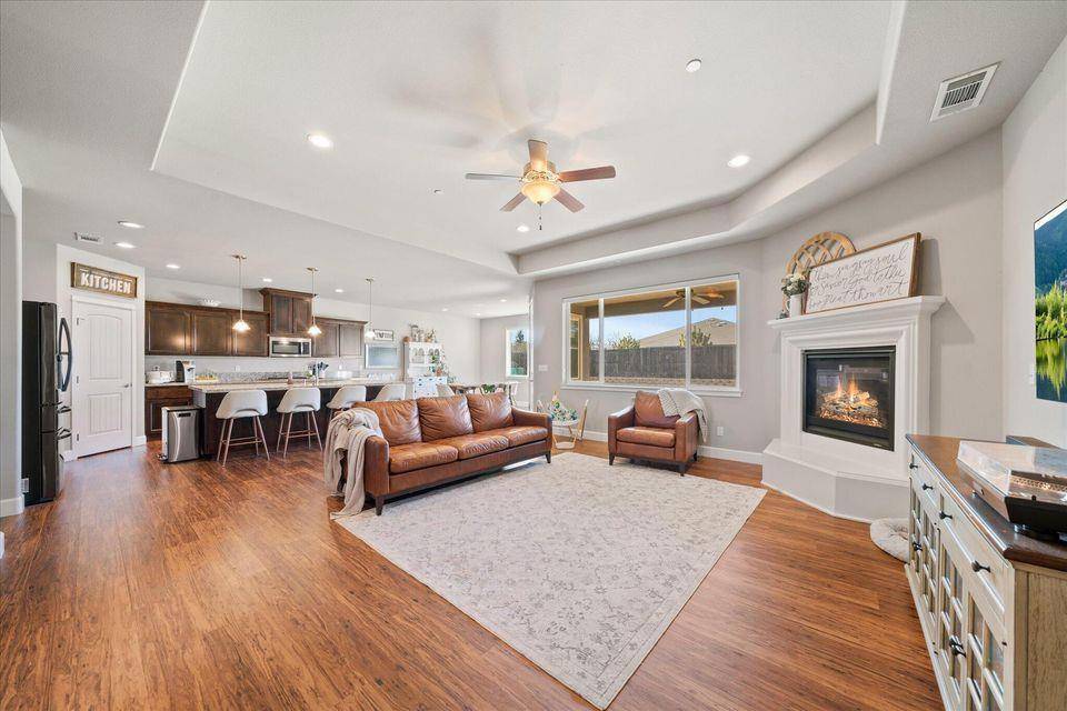 Redding, CA 96003,1156 Hancock DR