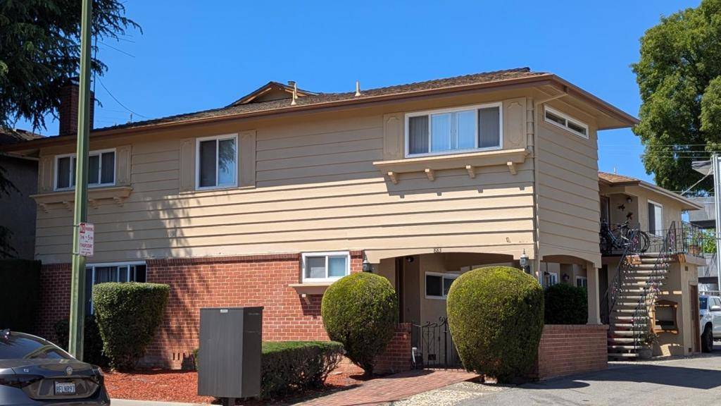 San Jose, CA 95128,883 Di Fiore DR