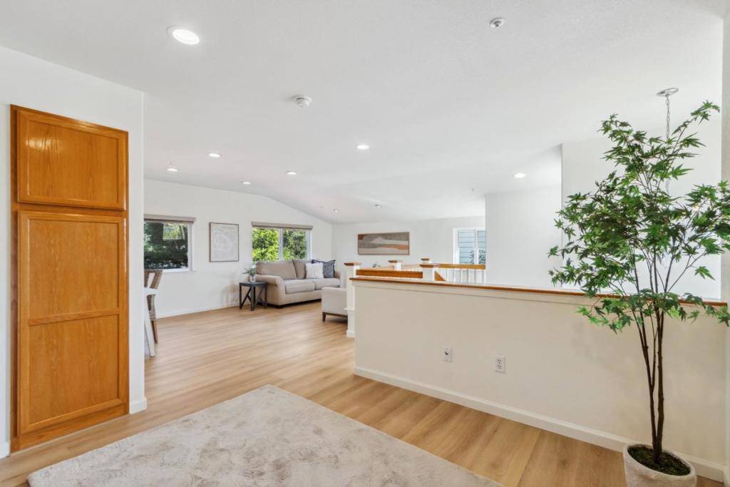 574 Skypark DR Scotts Valley, CA 95066