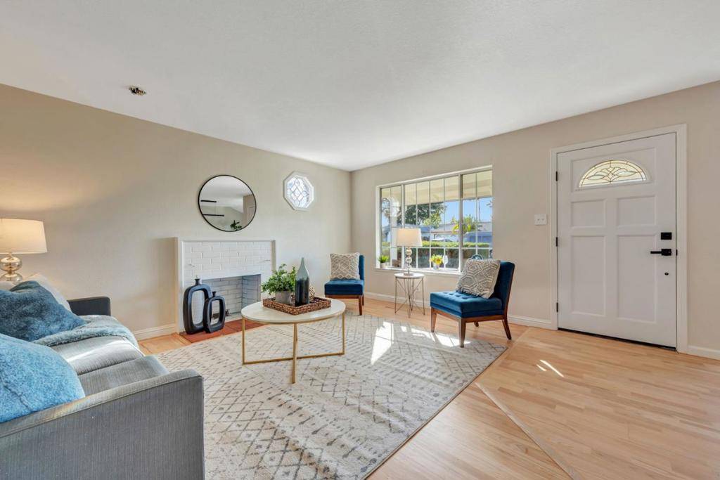Sunnyvale, CA 94086,440 Novato AVE