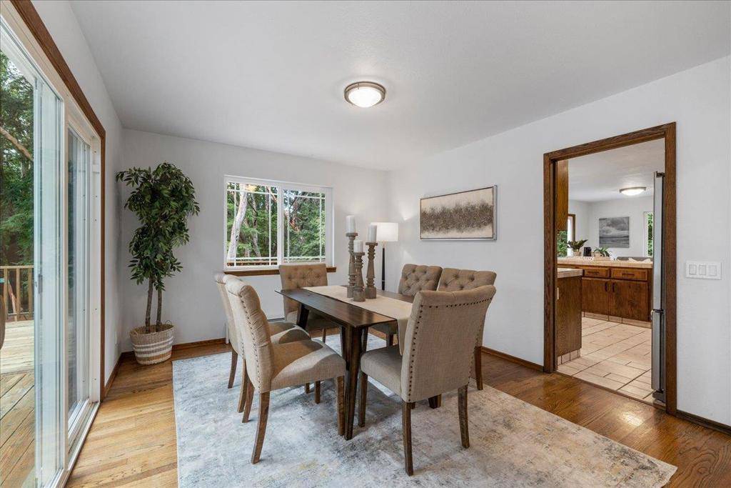 17265 Debbie RD Los Gatos, CA 95033