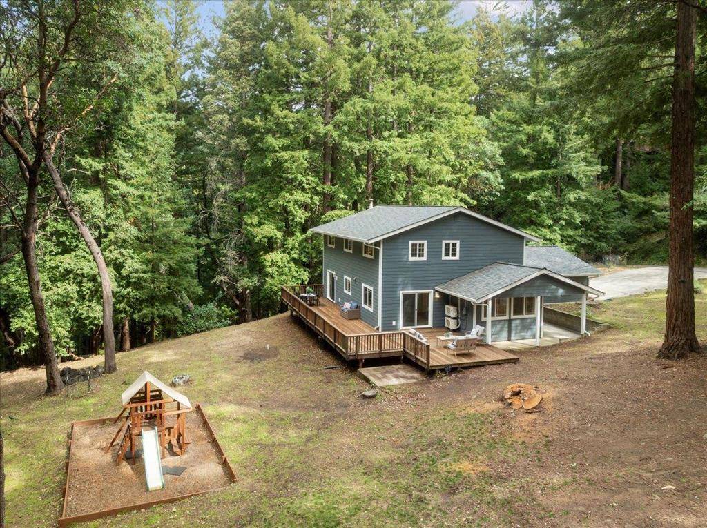 Los Gatos, CA 95033,17265 Debbie RD