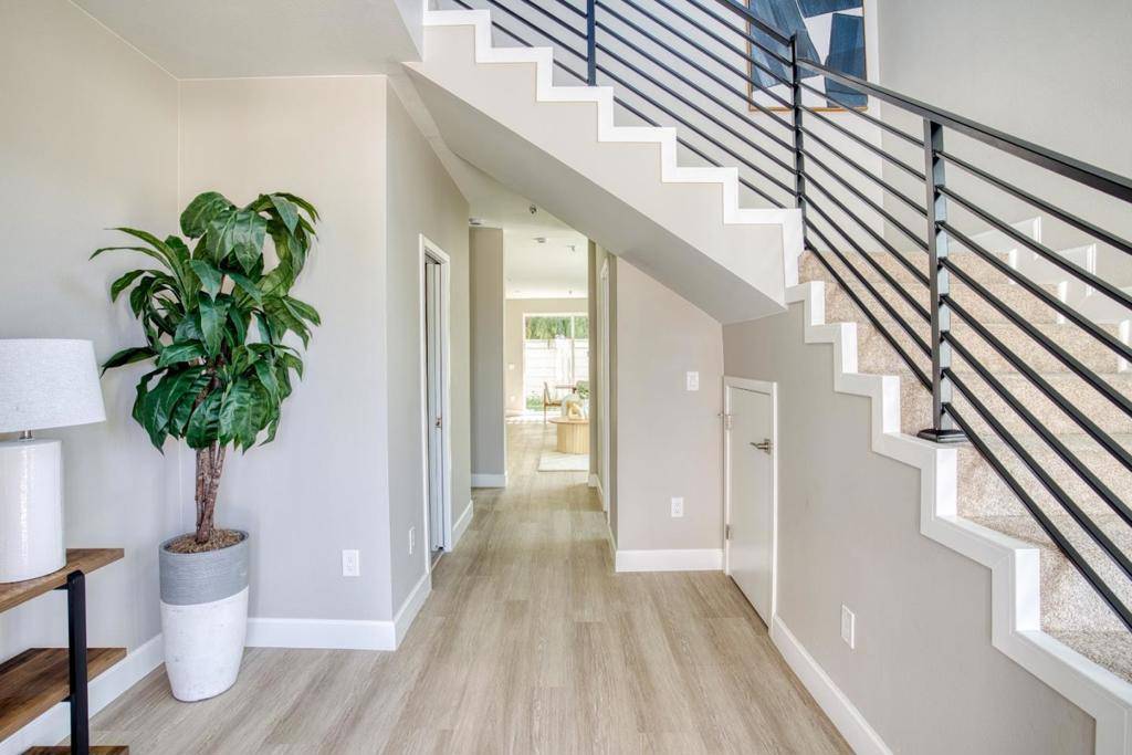 San Jose, CA 95122,885 Connie LN