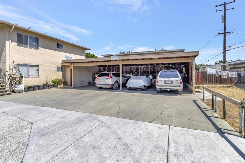 San Jose, CA 95117,3170 Williamsburg DR