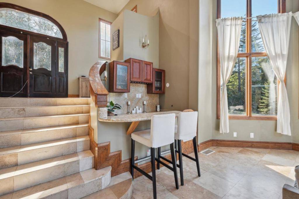 24541 Miller Hill RD Los Gatos, CA 95033