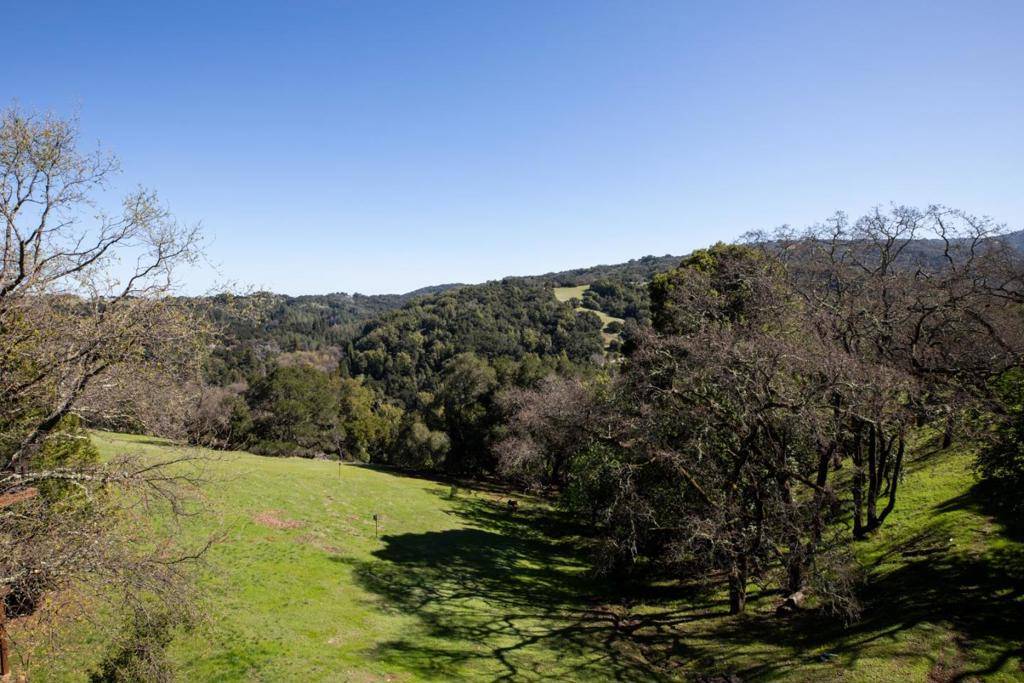 Portola Valley, CA 94028,4 Franciscan