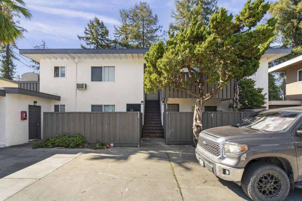 Campbell, CA 95008,935 Ravenscourt AVE