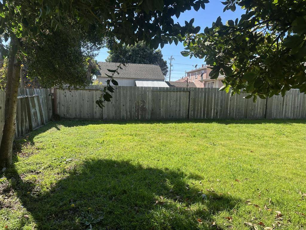 Watsonville, CA 95076,Lincoln Street