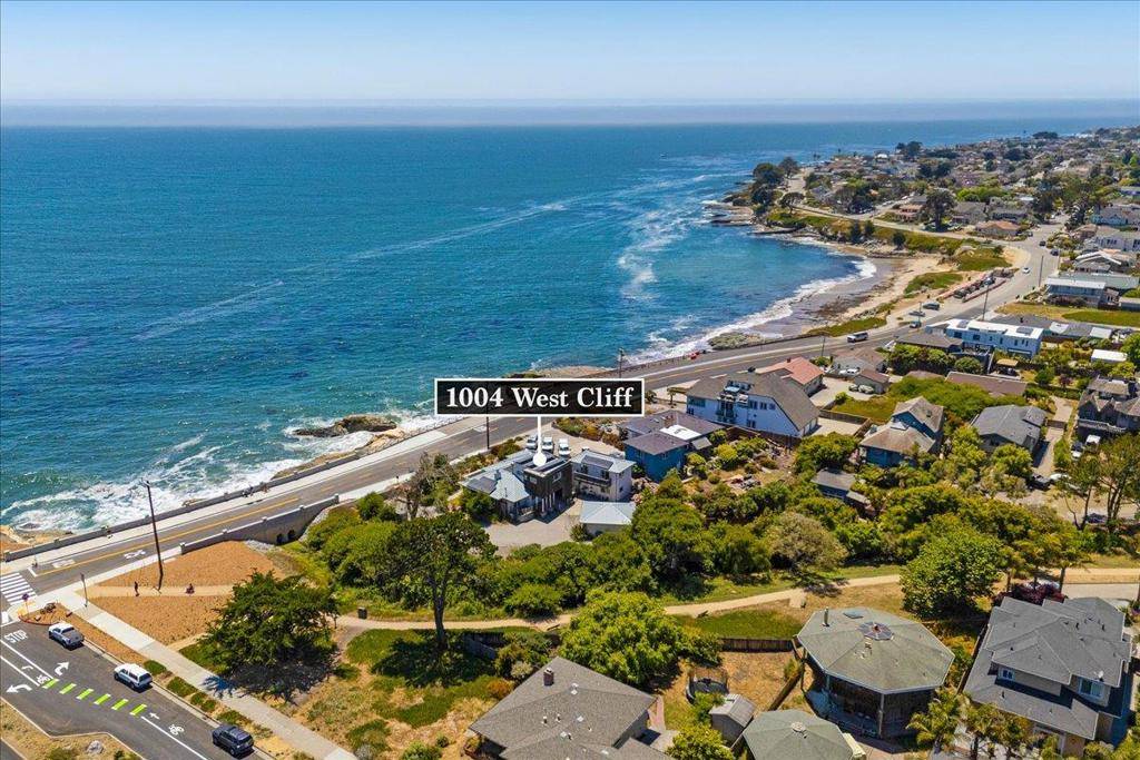 Santa Cruz, CA 95060,1004 W Cliff DR