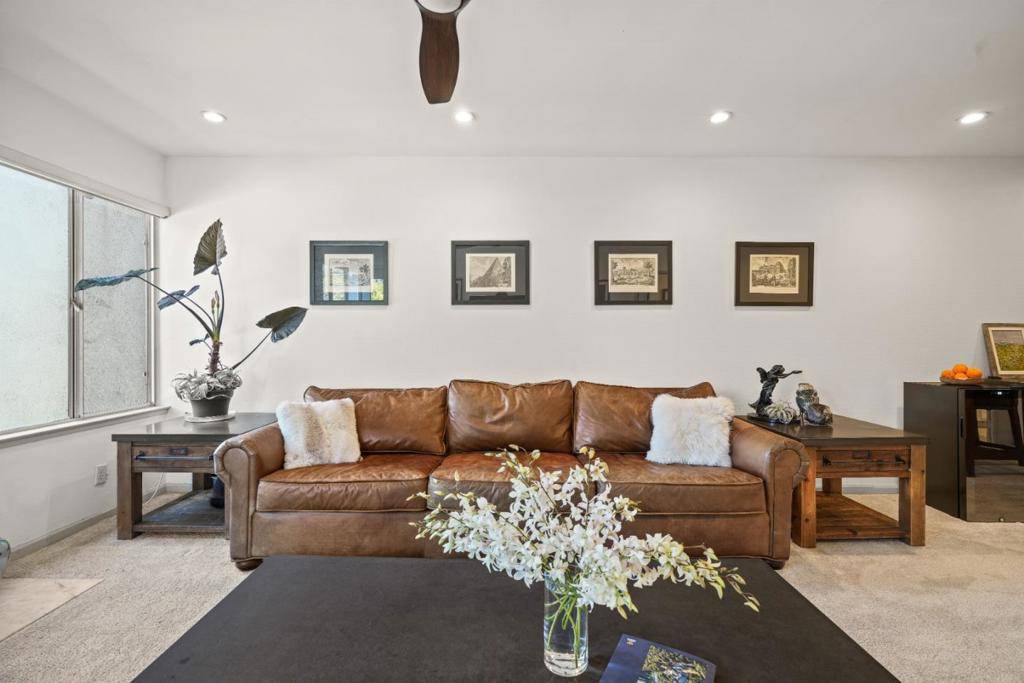 Redwood City, CA 94061,4008 Farm Hill BLVD #204