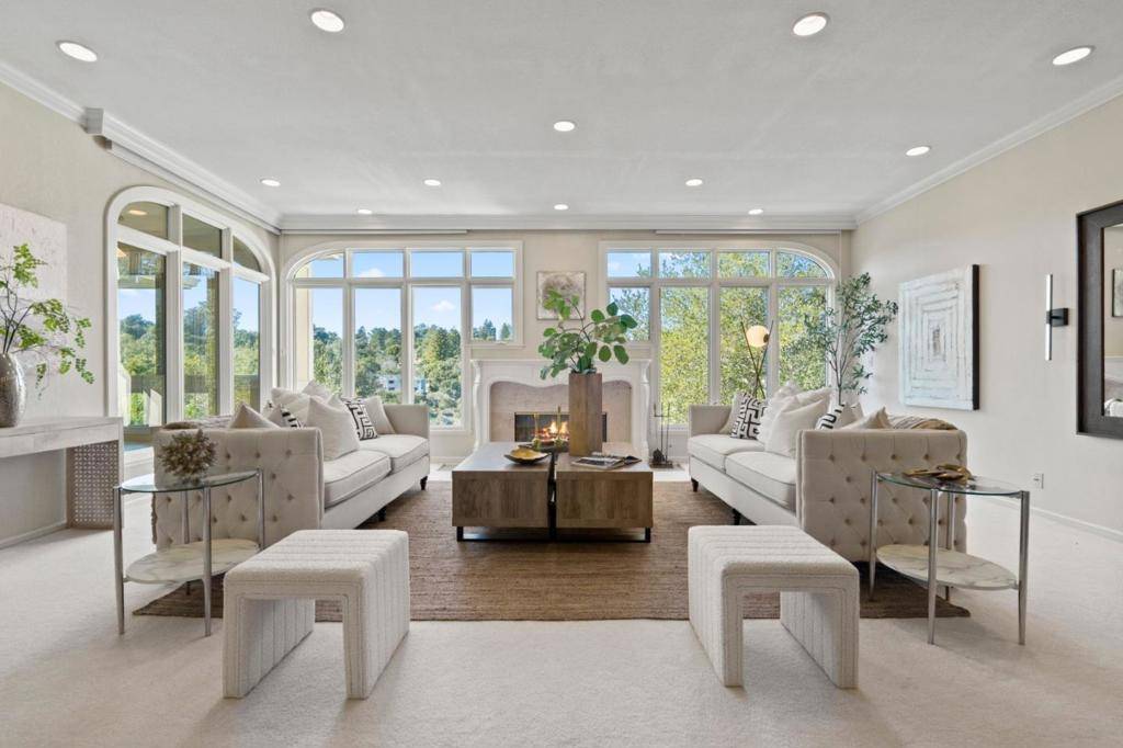 Hillsborough, CA 94010,46 Eugenia WAY