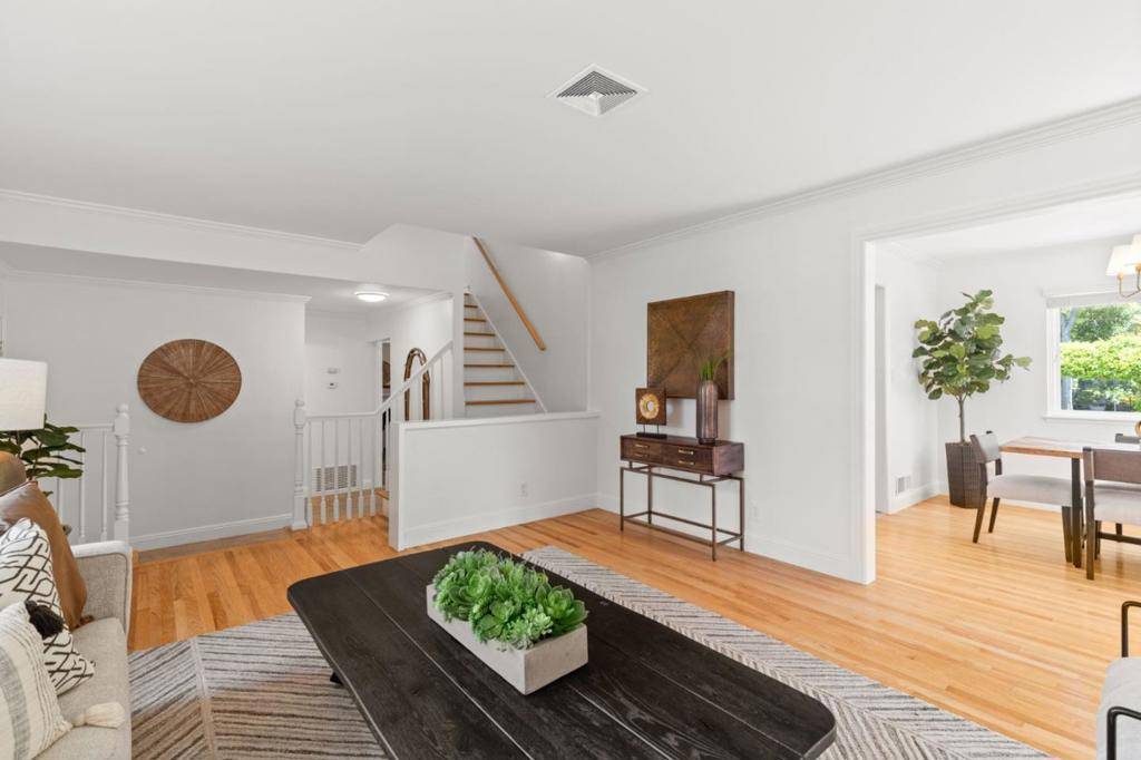 San Jose, CA 95124,1617 Inverness CIR