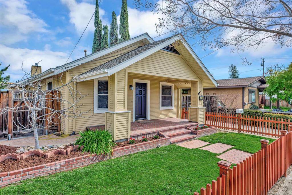 Campbell, CA 95008,106 S 4th ST