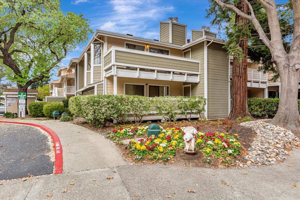 Walnut Creek, CA 94597,2575 Oak RD #B