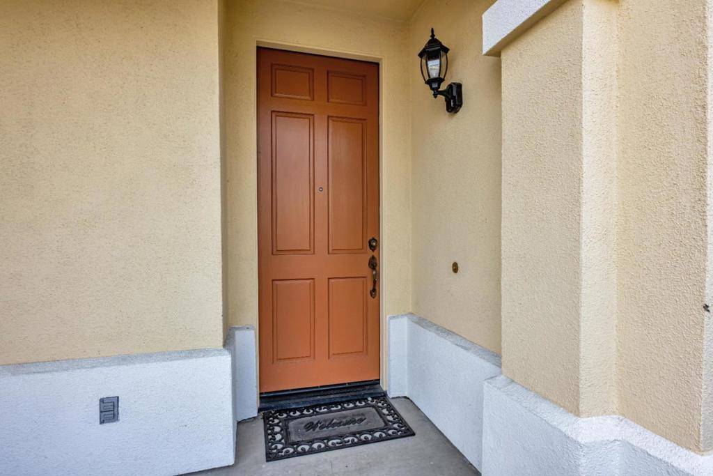 Pleasanton, CA 94588,5111 Venice CT