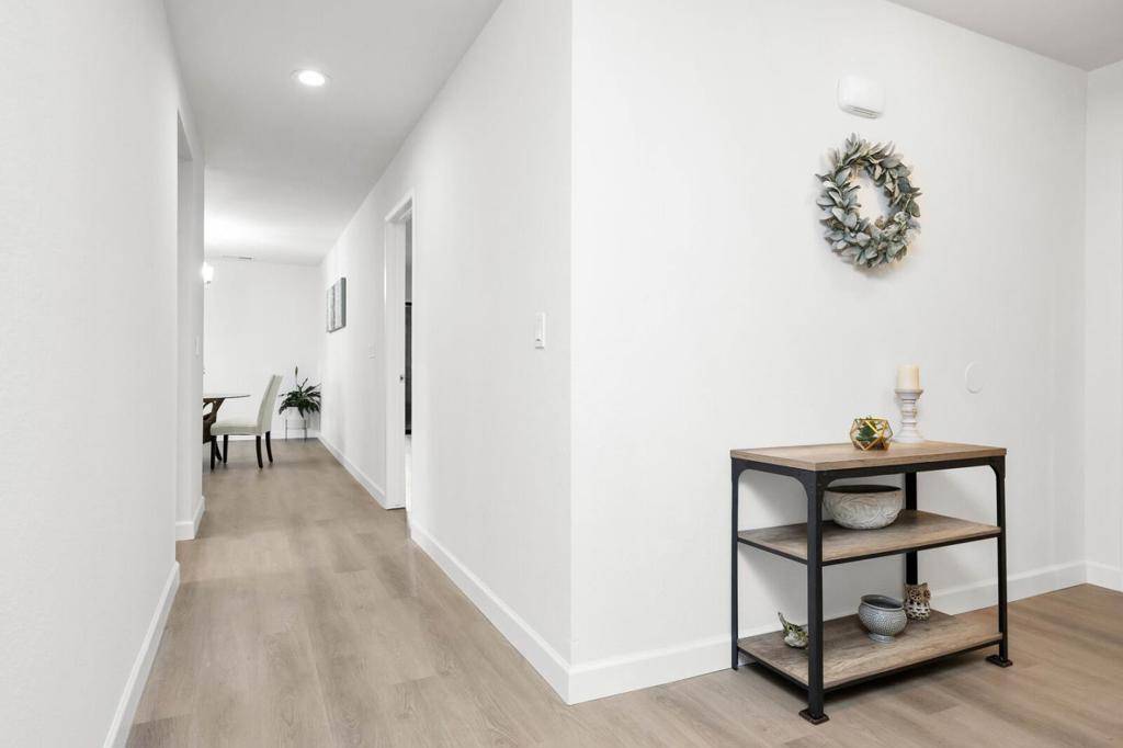 Foster City, CA 94404,820 Sea Spray LN #315