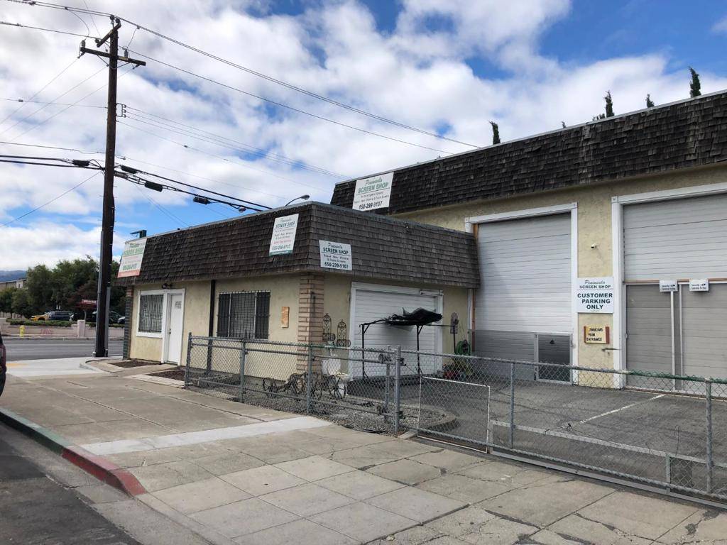 Redwood City, CA 94063,2127 Middlefield RD