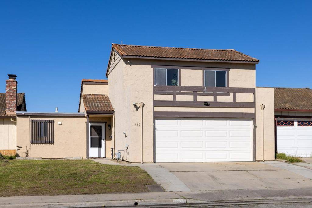 Salinas, CA 93906,1532 Caceras CIR