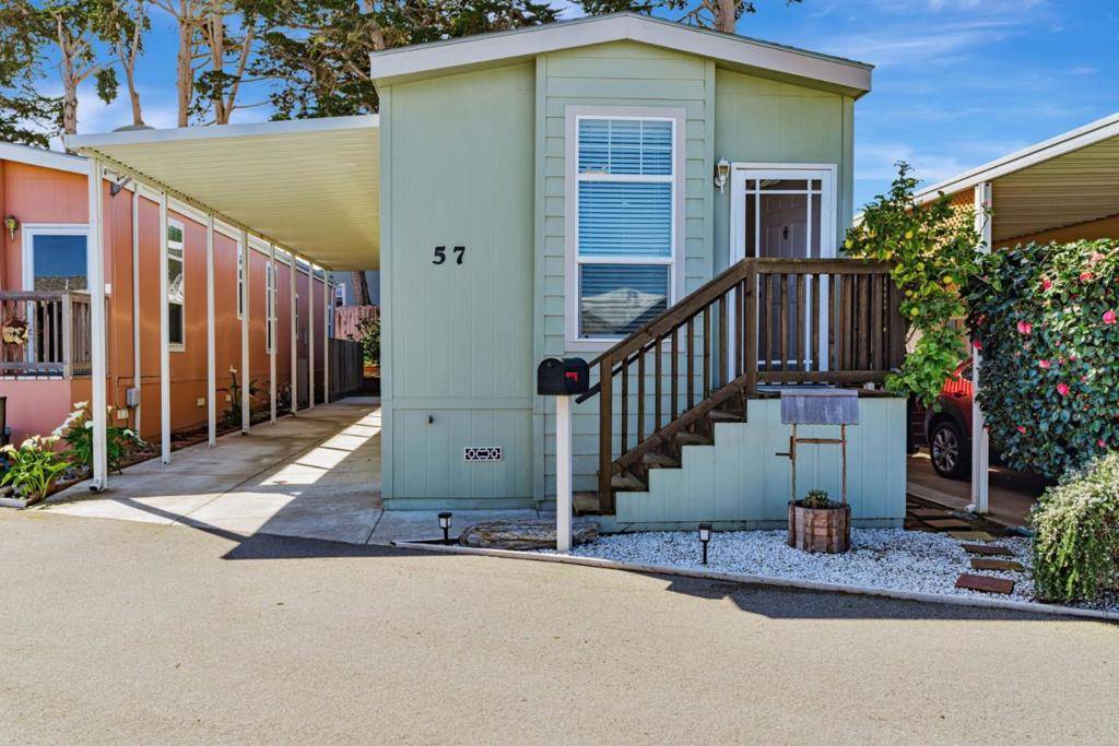 Marina, CA 93933,356 Reservation RD