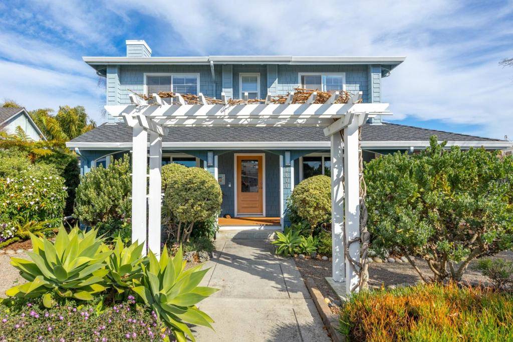 Capitola, CA 95010,1600 49th AVE