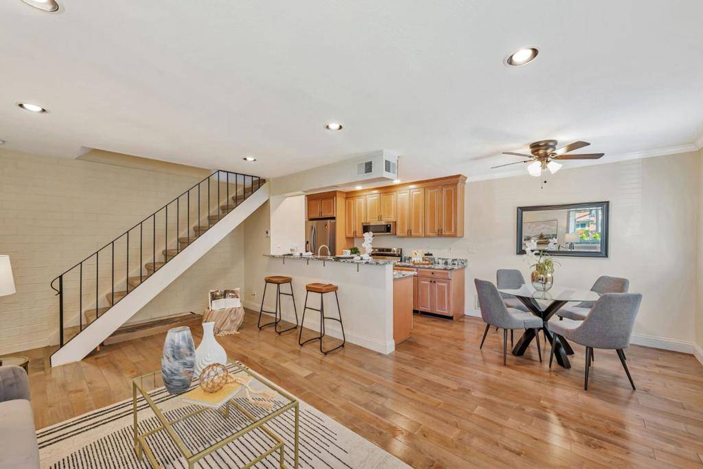 Campbell, CA 95008,250 Watson DR #2