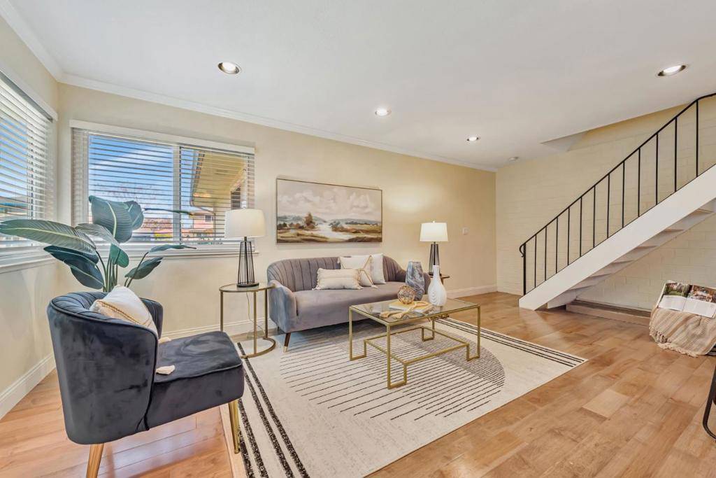 Campbell, CA 95008,250 Watson DR #2