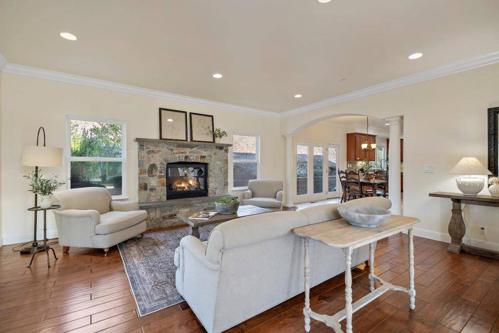 Gilroy, CA 95020,4995 Redwood Retreat RD